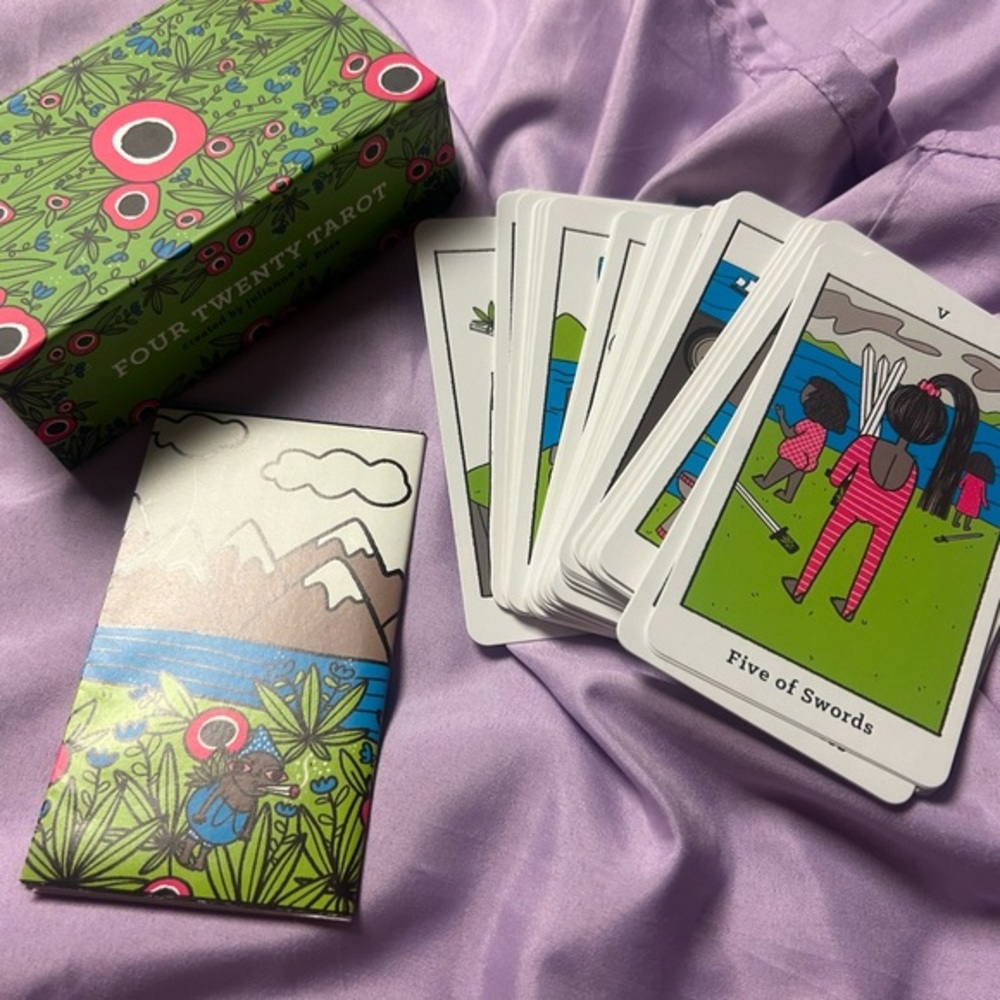 Four Twenty Green and White Card Game Deck